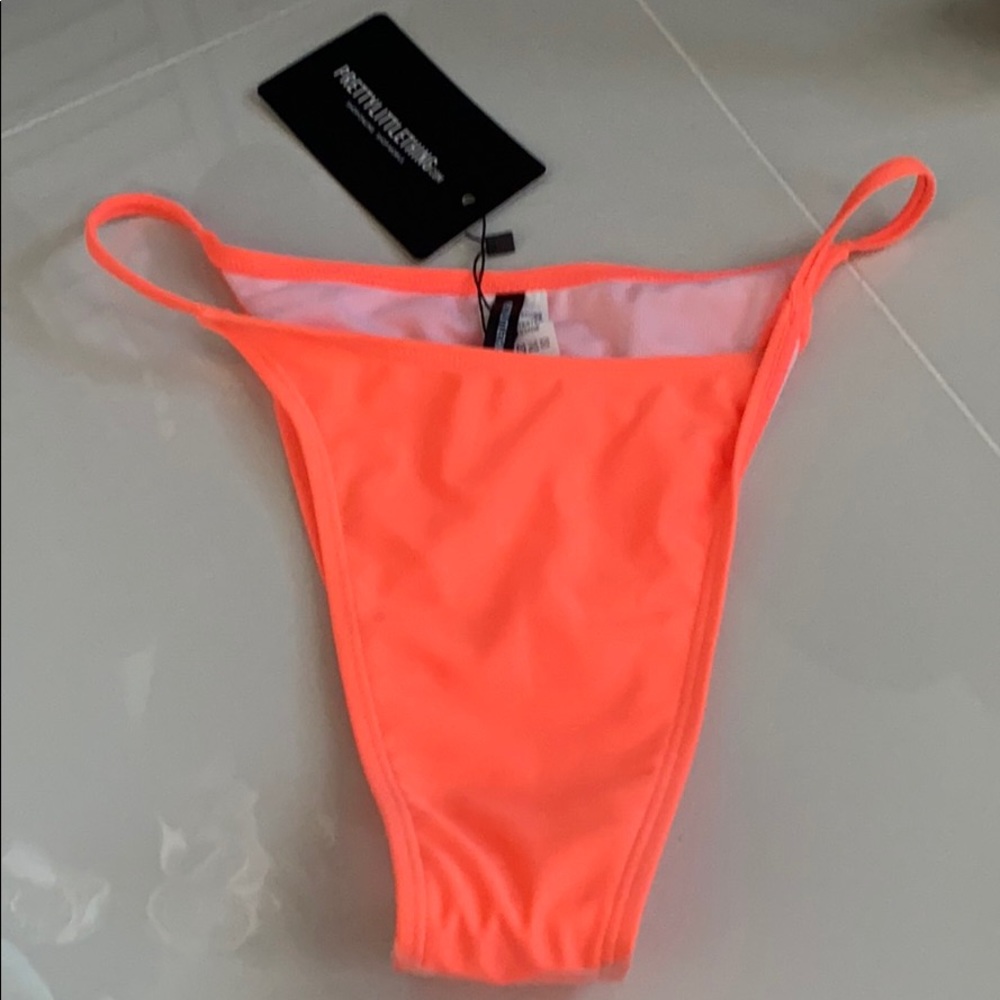 Coral high waisted bikini bottom. US size 6